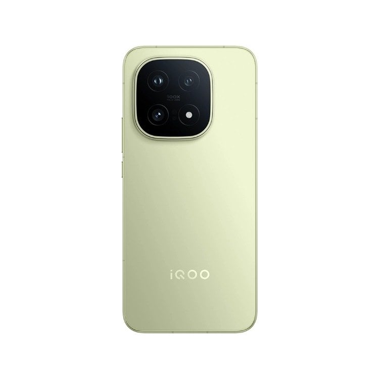 vivo iQOO 15: Price (from 625.07$) and specifications [February 2026]