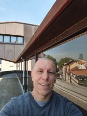 Últimas pruebas de cámara Xiaomi Redmi 15 5G - Selfie